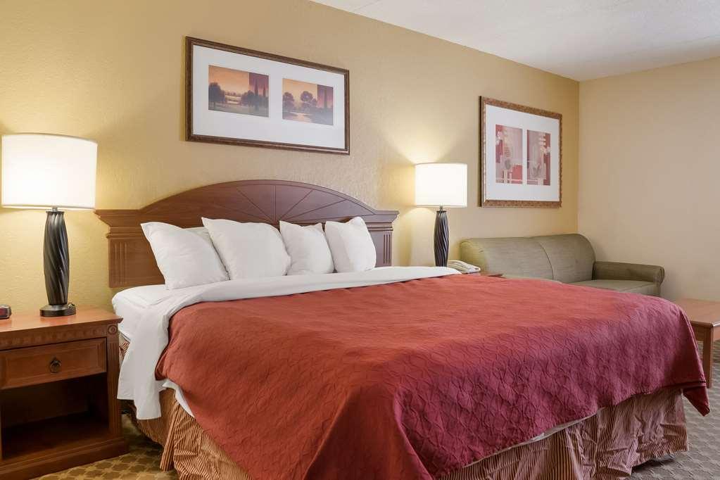 Quality Inn & Suites 사지노 객실 사진